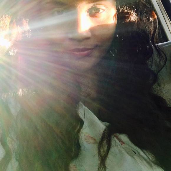 Meet your Posher, Veda - Picture 1 of 1